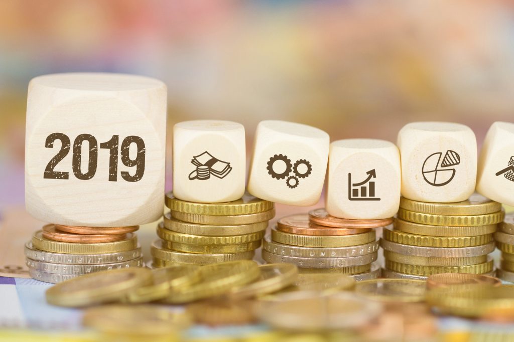 SIX FINANCIAL GOALS FOR THE NEW YEAR--2019